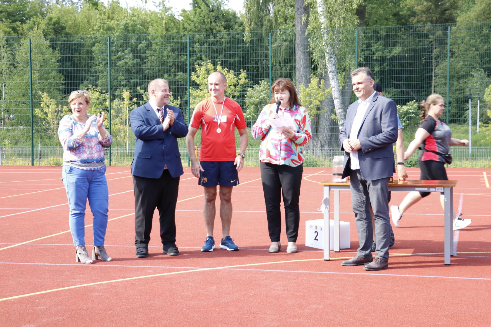 Na zdjęciu: uczestnicy drugiego dnia Dni Antoniańskich, kt&oacute;ry odbył się w&nbsp;poniedziałek, 12 czerwca 2023 roku w&nbsp;Powiatowym Centrum Animacji Społecznej w&nbsp;Tomaszowie Mazowieckim