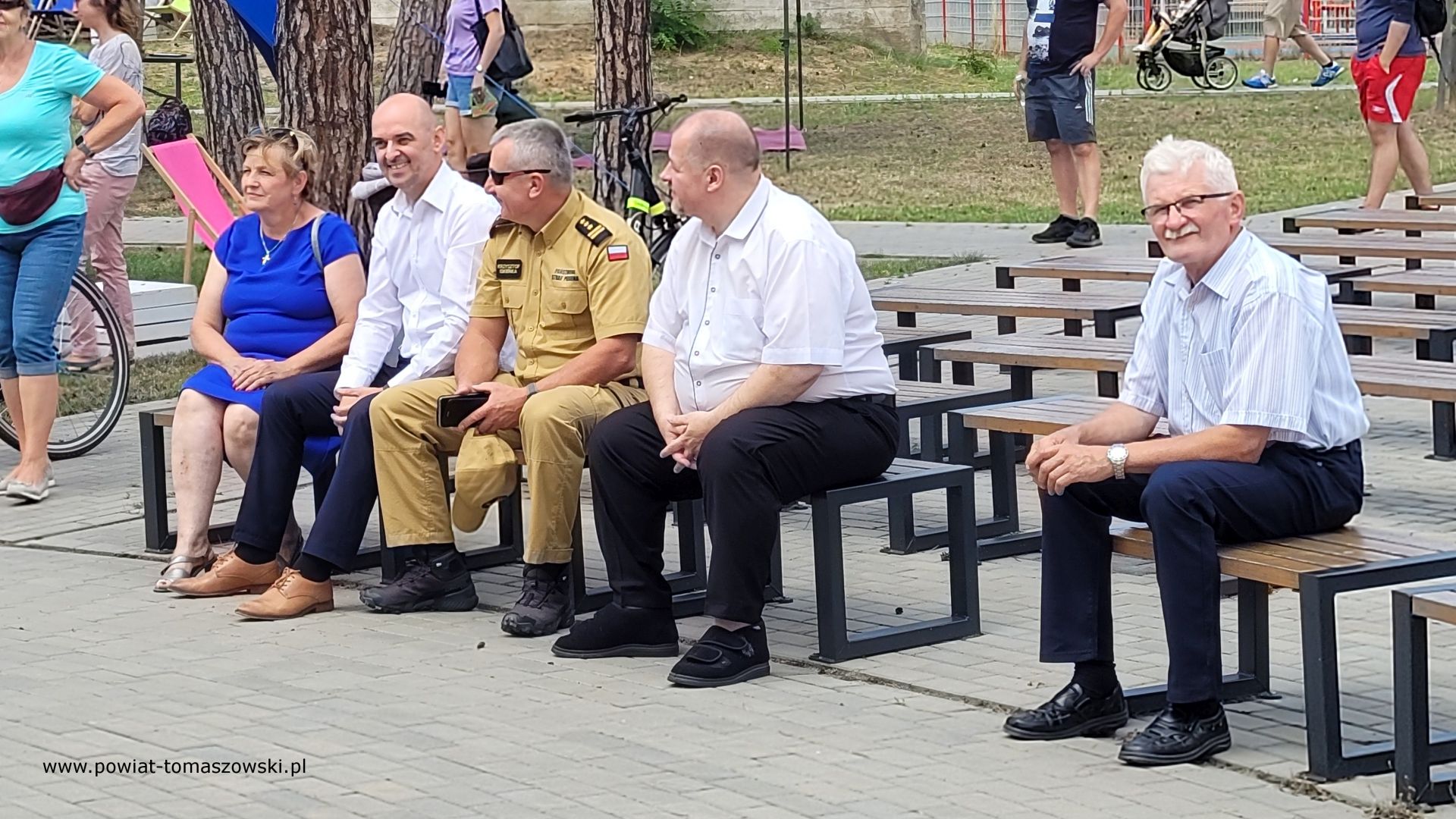 Na zdjęciu: uczestnicy Pikniku rodzinnego 800 plus, kt&oacute;ry odbył się w&nbsp;niedzielę, 23 lipca 2023 roku, na&nbsp;przystani nad Pilicą w&nbsp;Tomaszowie Mazowieckim,