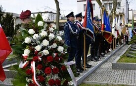 Uroczyste obchody Dnia Pamięci Ofiar Zbrodni Katyńskiej w Tomaszowie Mazowiecki