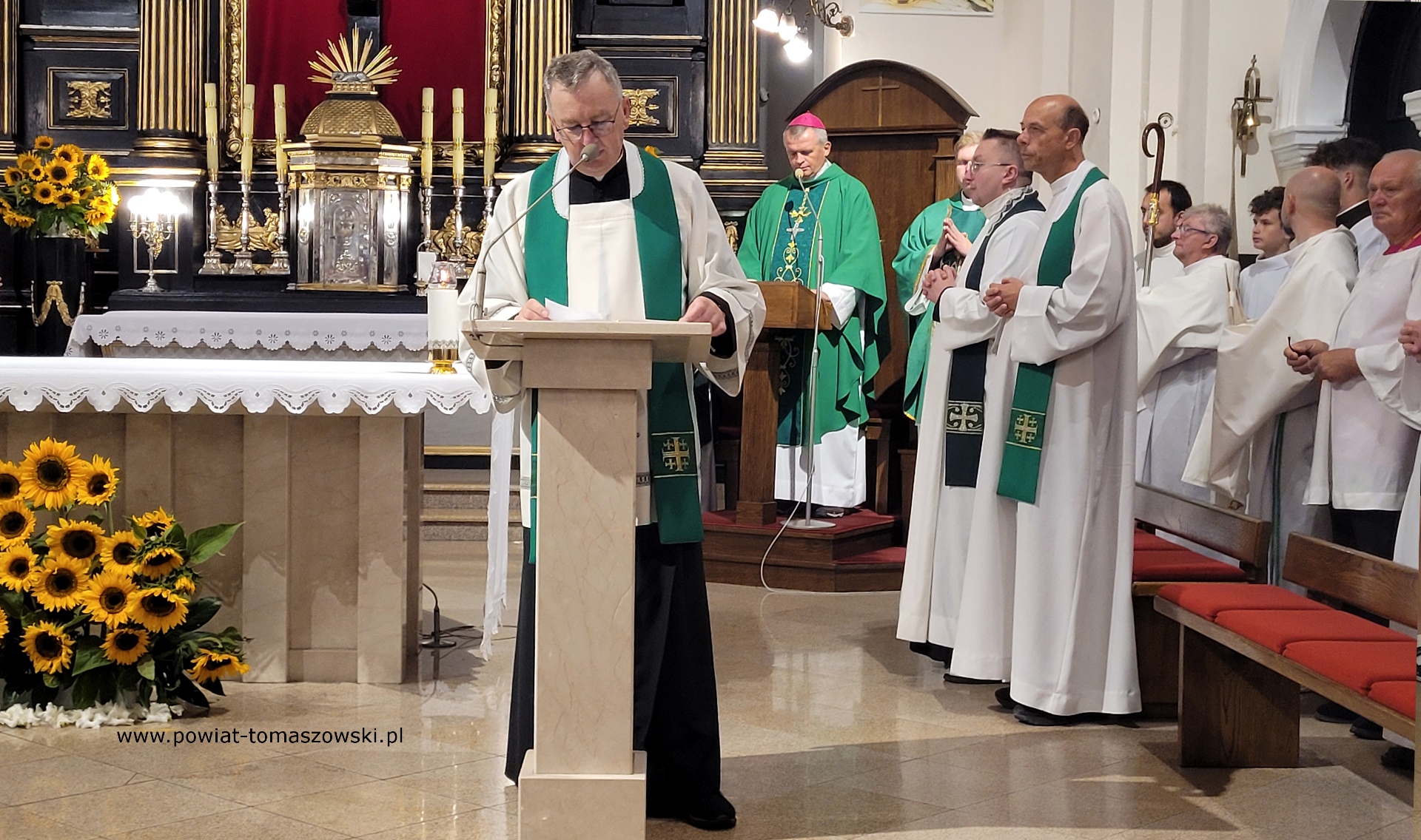 Na zdjęciu: uczestnicy 209. Pieszej Tomaszowskiej Pielgrzymki na Jasną Górę, która wyruszyła w niedzielę, 10 sierpnia 2025 roku, z Sanktuarium św. Antoniego w Tomaszowie Mazowieckim. Na zdjęciu: uczestnicy 209. Pieszej Tomaszowskiej Pielgrzymki na Jasną Górę, która wyruszyła w niedzielę, 10 sierpnia 2025 roku, z Sanktuarium św. Antoniego w Tomaszowie Mazowieckim.