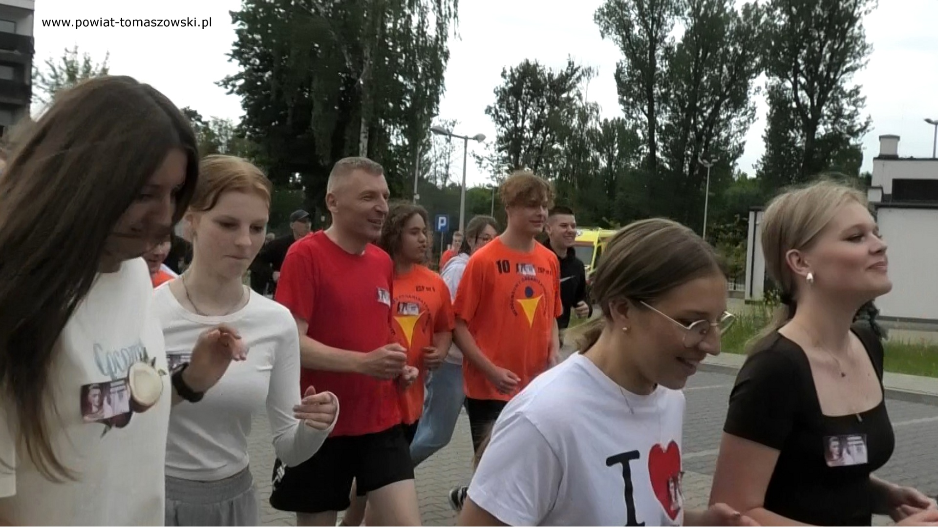 Na zdjęciu: uczestnicy Biegu Antoniańskiego, kt&oacute;ry odbył się w&nbsp;piątek, 13 czerwca 2025 roku, w&nbsp;Powiatowym Centrum Animacji Społecznej. 