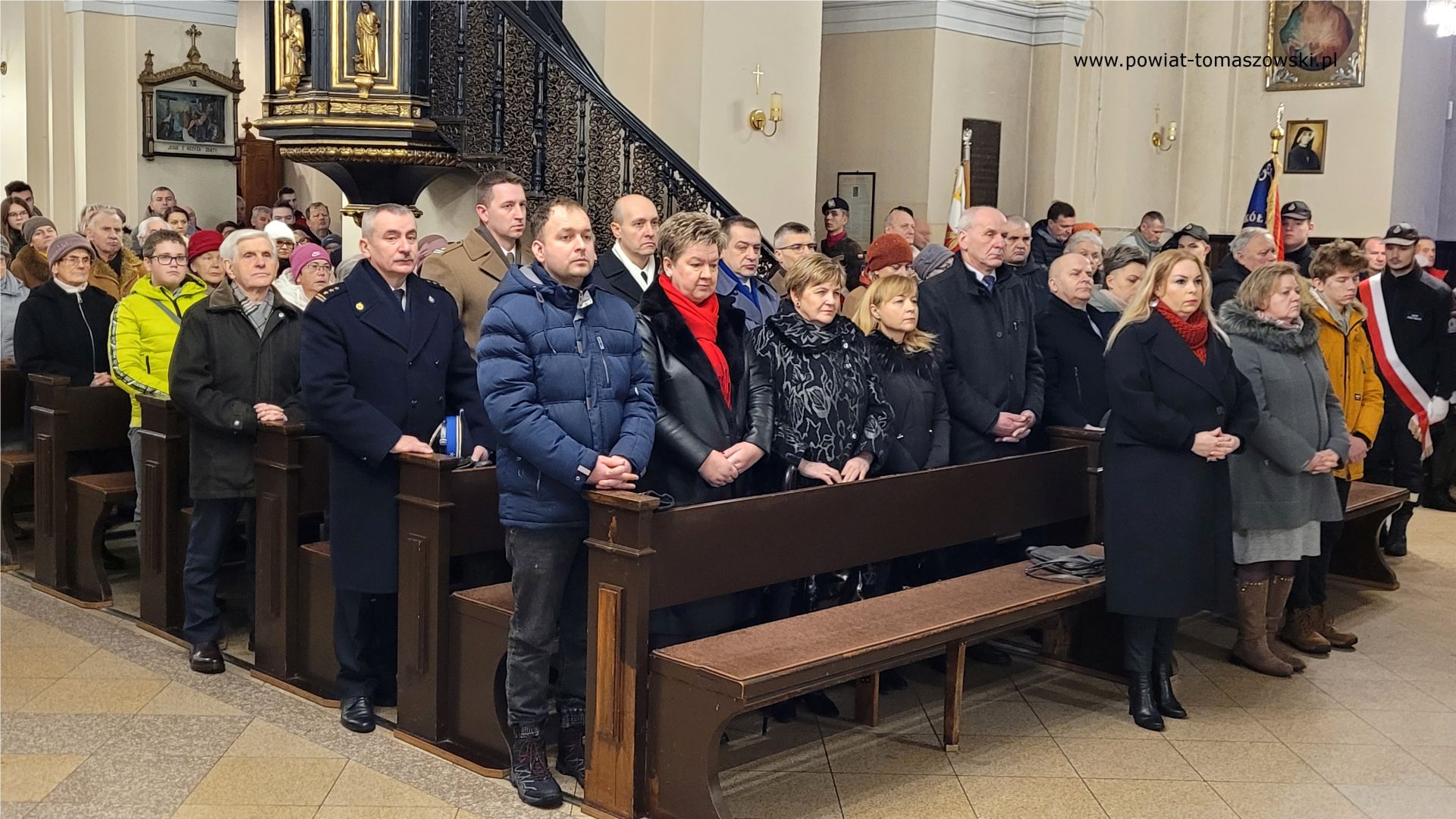 Na zdjęciu: uczestnicy obchodów 160. rocznicy wybuchu powstania styczniowego, które odbyły się w Tomaszowie Mazowieckim, w niedzielę, 22 stycznia 2023 roku, 