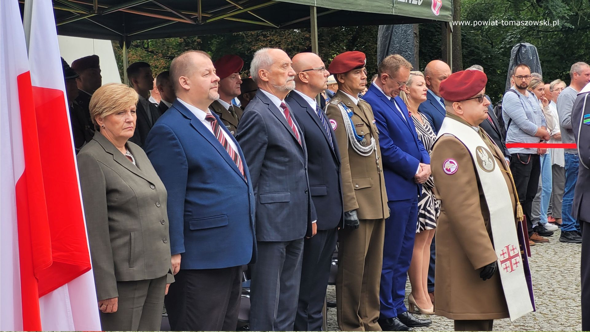 Na zdjęciu: uczestnicy uroczystej przysięgi żołnierzy 7 Batalionu Kawalerii Powietrznej, kt&oacute;ra odbyła się w&nbsp;sobotę, 23 września 2023 roku, w&nbsp;parku w&nbsp;Ujeździe