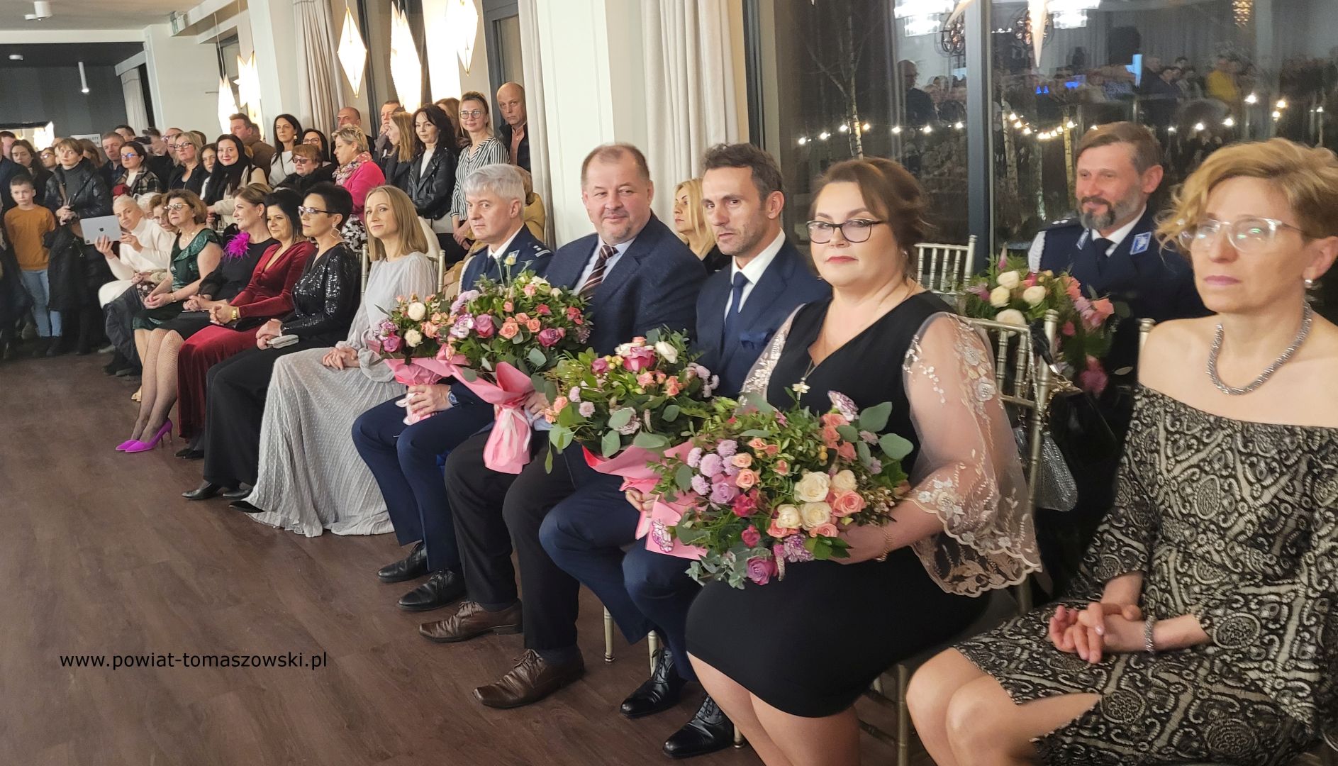 Na zdjęciu: uczestnicy Studni&oacute;wki 2024 uczni&oacute;w Zespołu Szk&oacute;ł Ponadpodstawowych nr 8 w&nbsp;Tomaszowie Mazowieckim, kt&oacute;ra odbyła się w&nbsp;sobotę, 13 stycznia 2024 roku, w&nbsp;w Arboretum w&nbsp;Studziankach, 