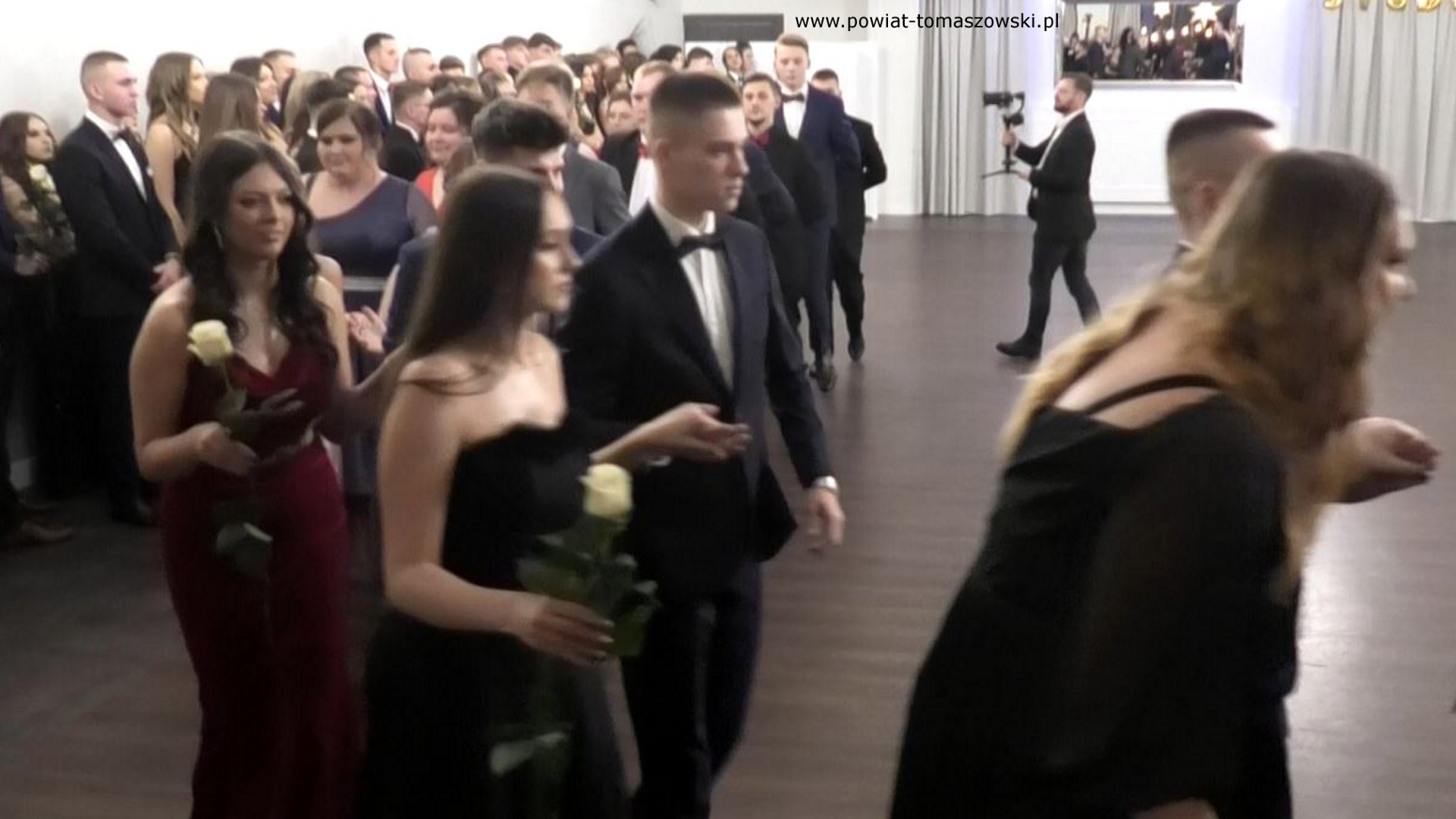 Na zdjęciu: uczestnicy Studni&oacute;wki 2024 uczni&oacute;w Zespołu Szk&oacute;ł Ponadpodstawowych nr 8 w&nbsp;Tomaszowie Mazowieckim, kt&oacute;ra odbyła się w&nbsp;sobotę, 13 stycznia 2024 roku, w&nbsp;w Arboretum w&nbsp;Studziankach, 