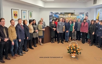 Zdjęcie do Uroczyste pożegnanie odchodzącego na emeryturę Komendanta Powiatowego Policji w Tomaszowie Mazowieckim &ndash; inspektora Szymona Hermana