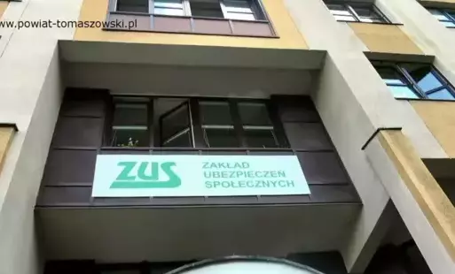 Zdjęcie do ZUS informuje: &bdquo;Dobry Start&rdquo; razem z ZUS &ndash; wnioski od 1 lipca